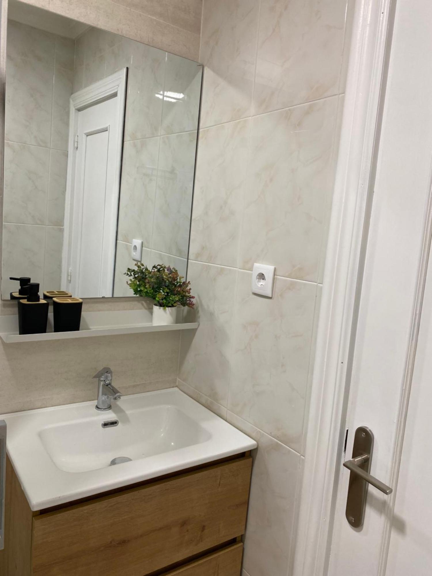 Apartamento Nuevo Zona General Davila Cerca De Las Playas De サンタンデール エクステリア 写真